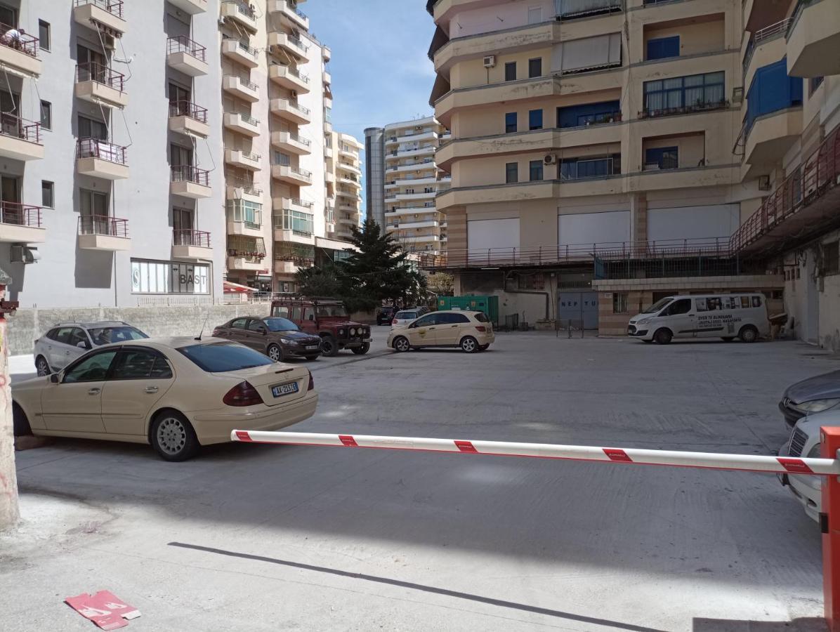 Trea Accomodations - 2 Bedrooms - Riviera With Private Parking Vlore Bagian luar foto